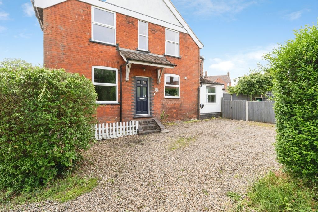 Property photo 1 of 17 Pbox-Img.Jpg