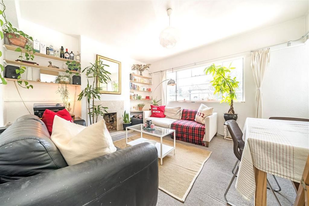Property photo 2 of 7