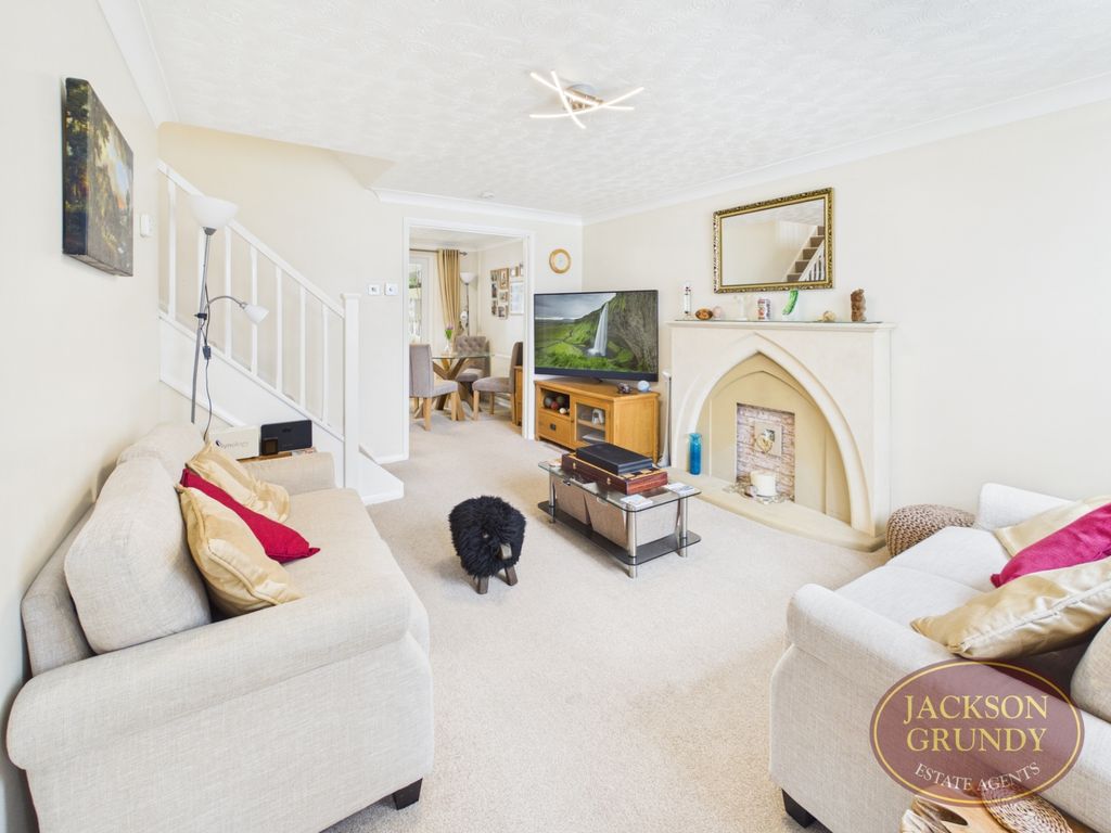 Property photo 2 of 17 Weggs Farm Road