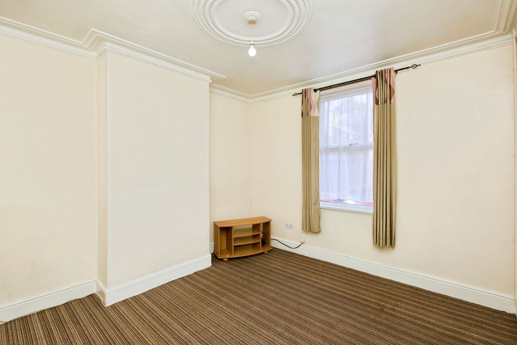 Property photo 3 of 15 Living Room
