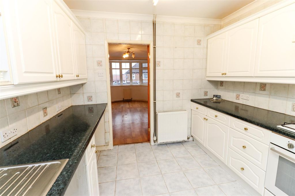 Property photo 3 of 17 Img_8566.Jpg