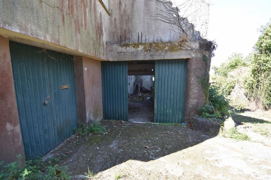 Property photo 3 of 27
