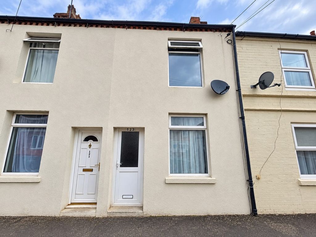Property photo 1 of 2