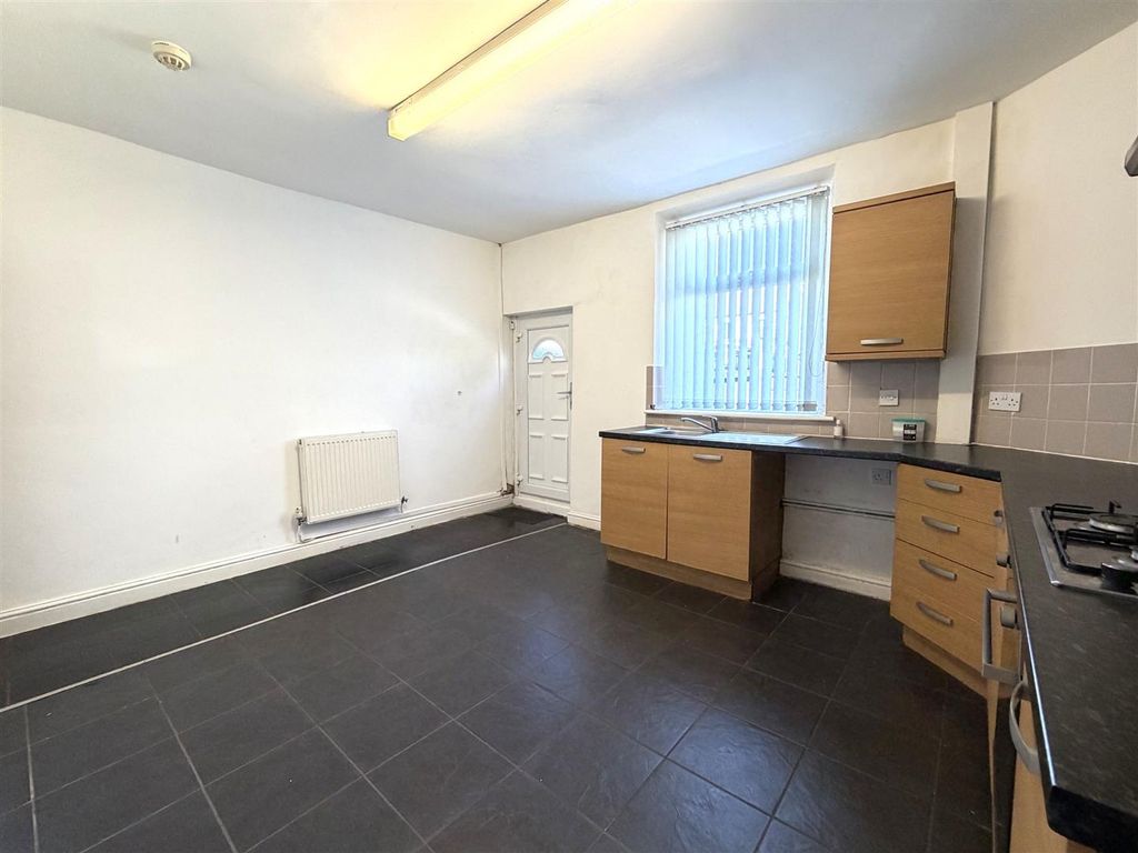 Property photo 3 of 14 c2.Jpeg