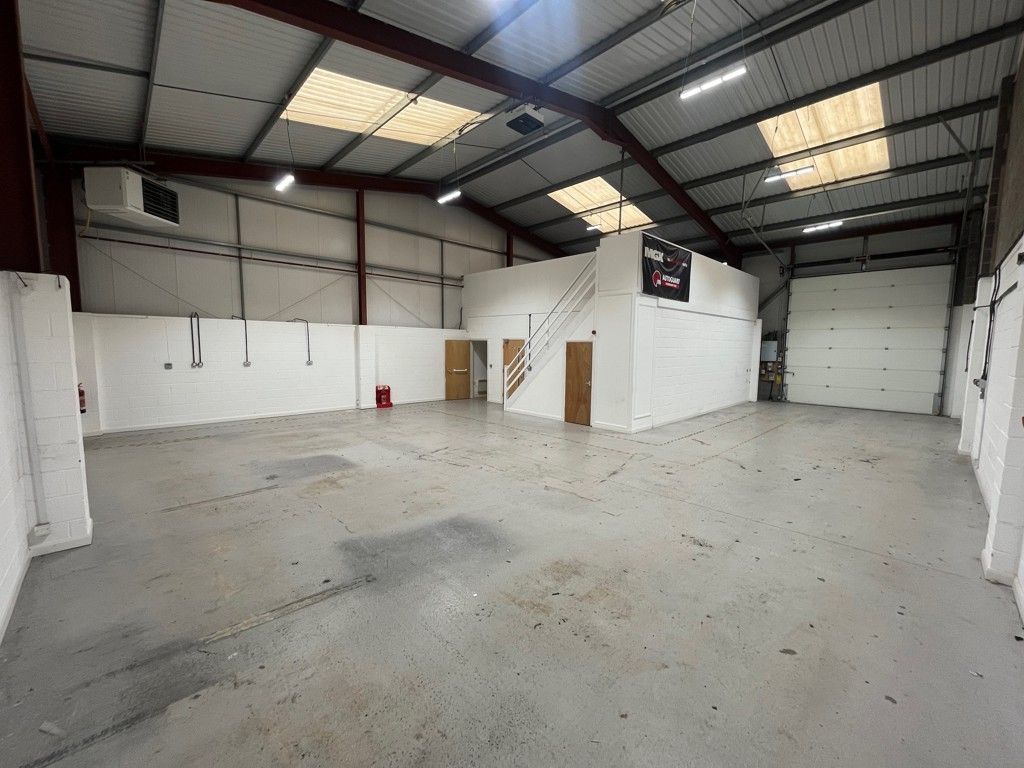 Property photo 2 of 9 Photo 6