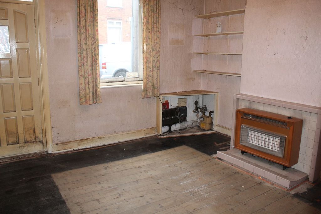 Property photo 2 of 7 Lounge