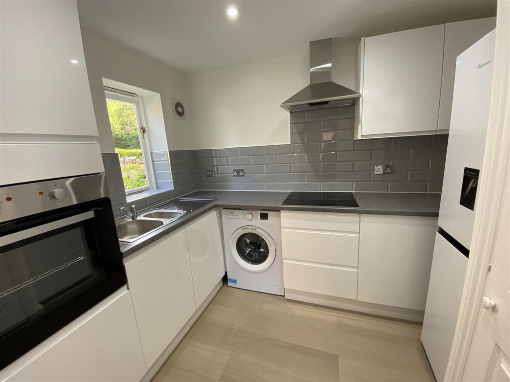 Property photo 2 of 8 Img_0115.Jpg