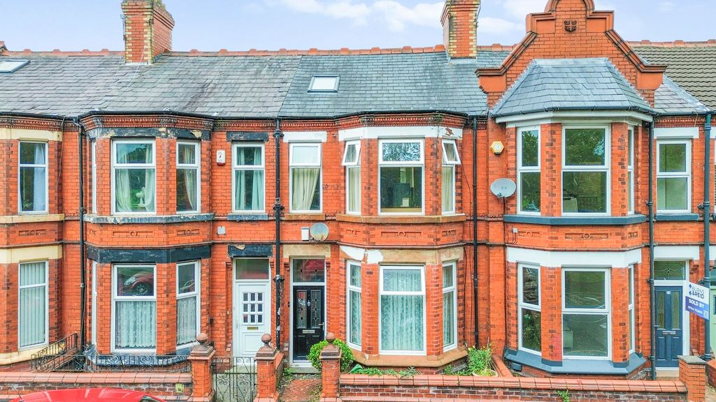 Property photo 1 of 33