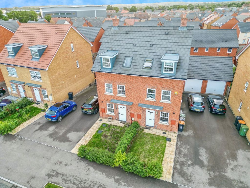 Property photo 1 of 25