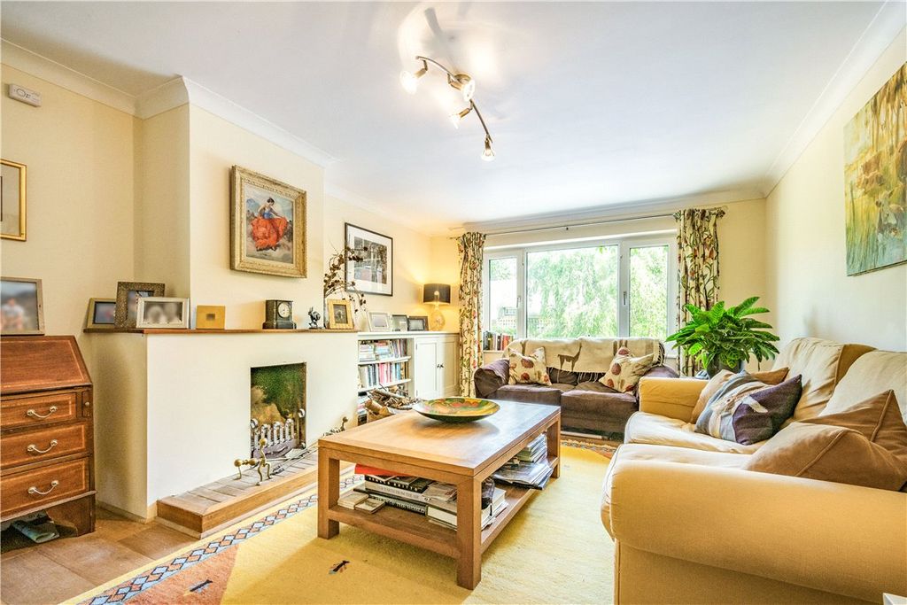 Property photo 3 of 16 Picture No. 06