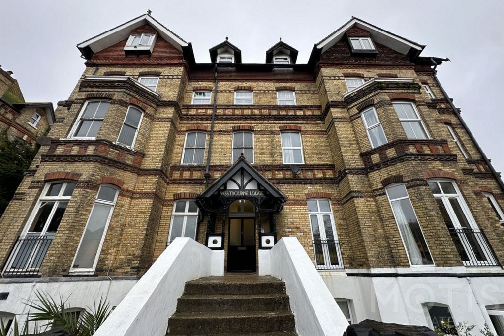 Property photo 1 of 8 Photo 1