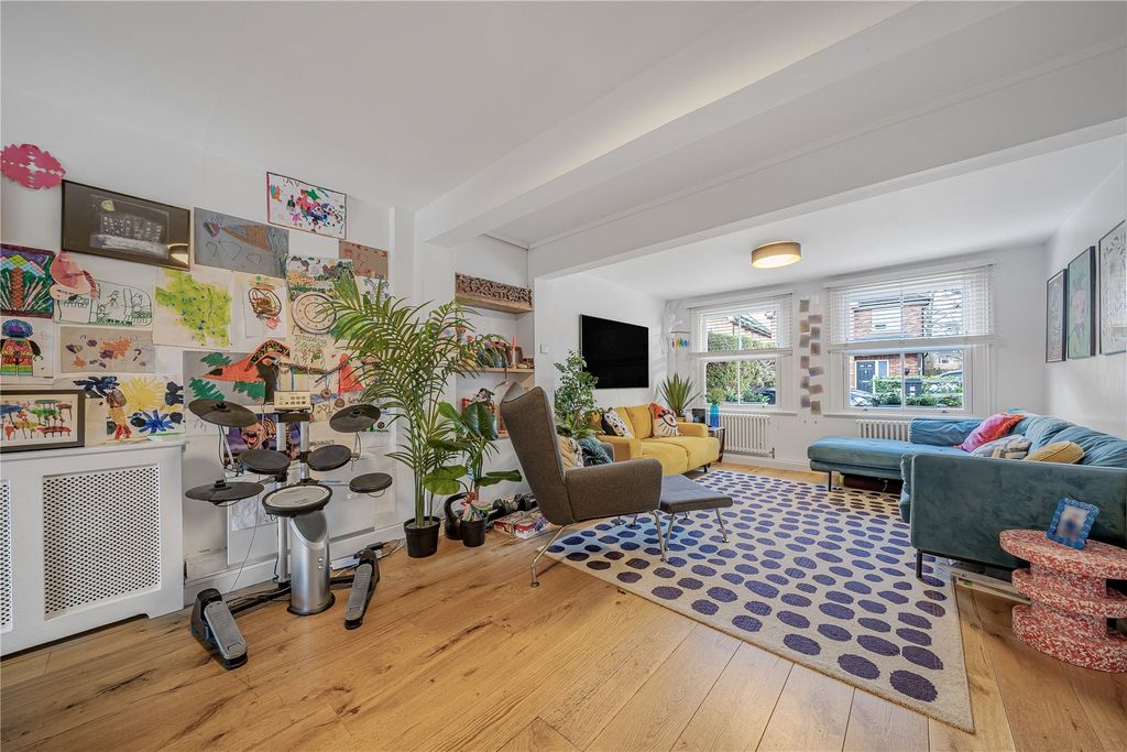 Property photo 3 of 20 Picture No. 04