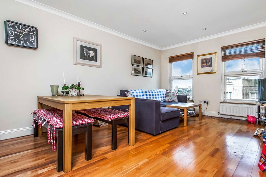 Property photo 2 of 5