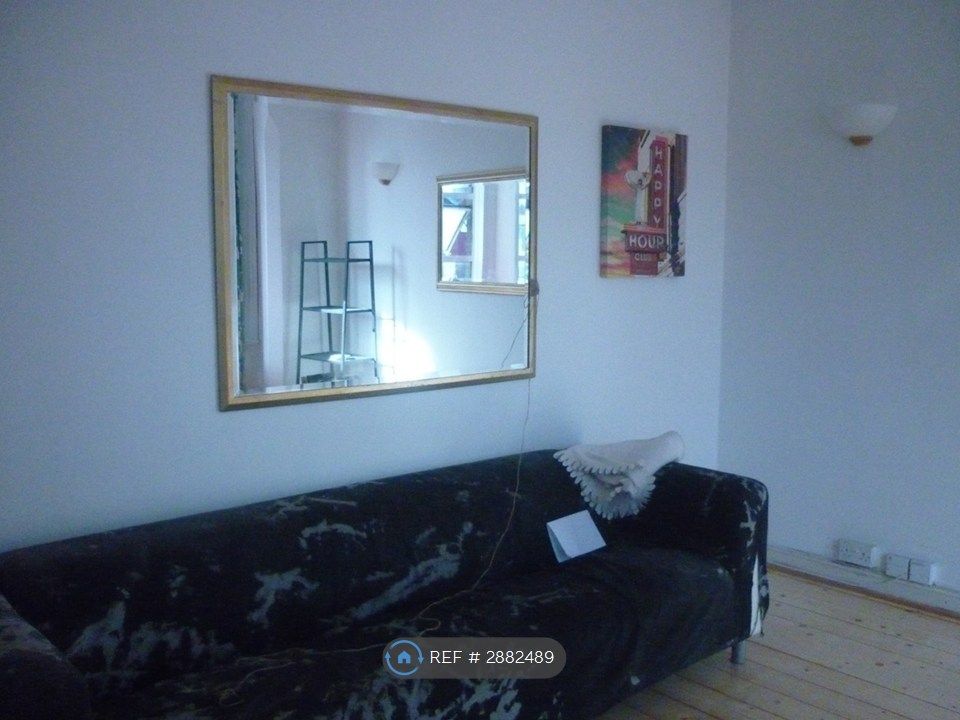 Property photo 2 of 6 Living Room 2