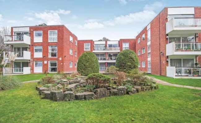 Property photo 1 of 9 External