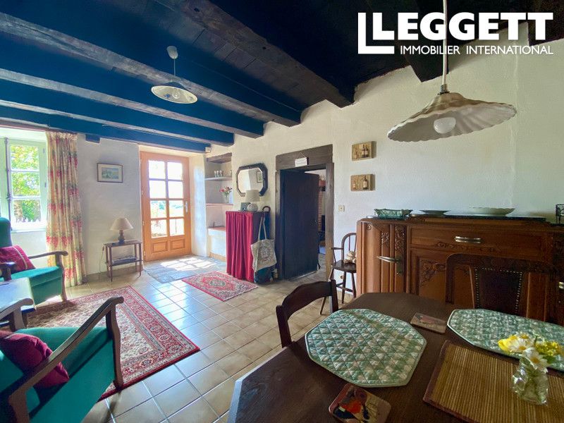 Property photo 2 of 10