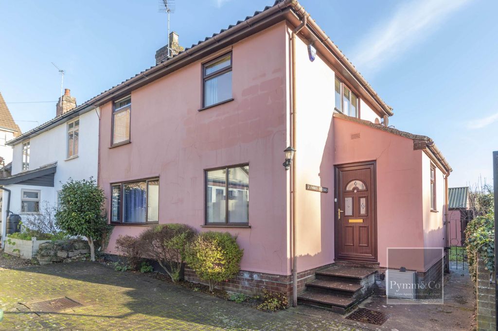 Property photo 1 of 5