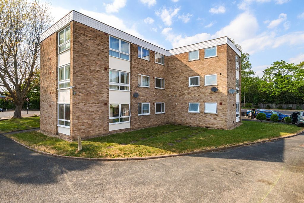 Property photo 1 of 18 1450221-16-69Ef81...