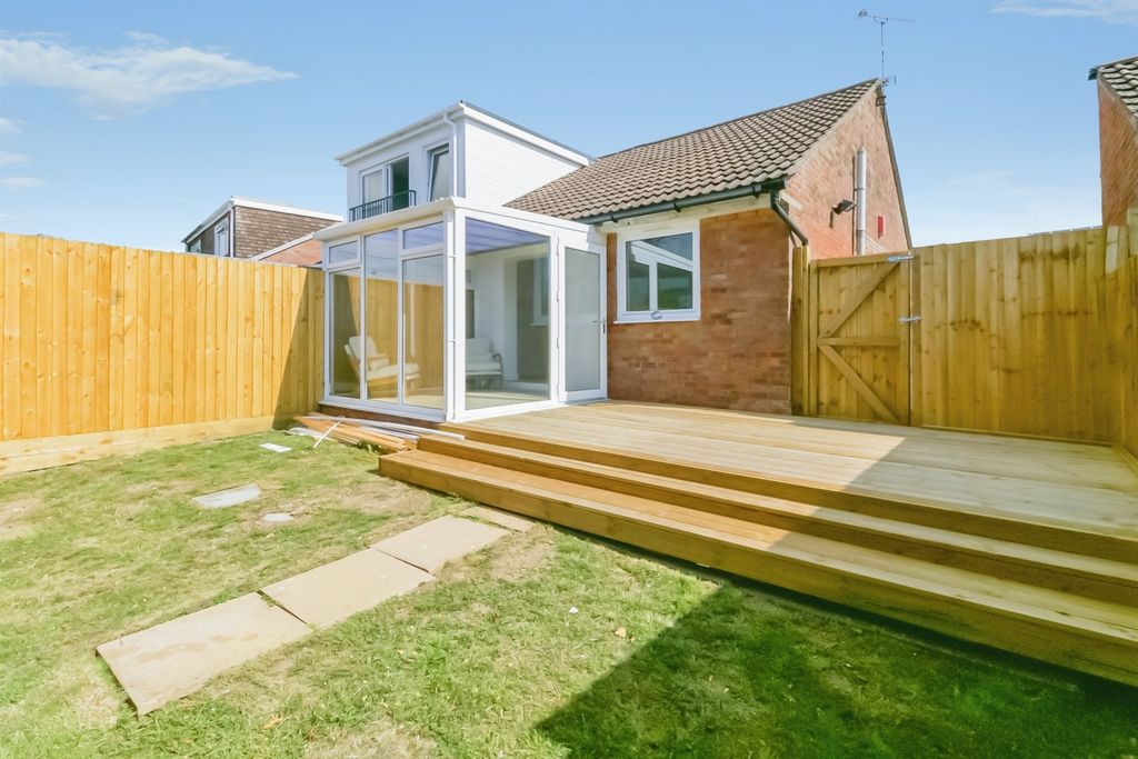 Property photo 3 of 13
