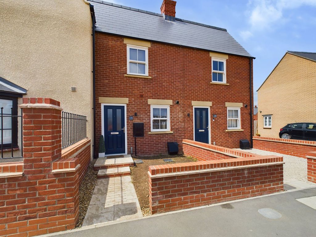 Property photo 1 of 20