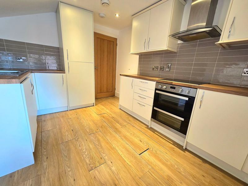 Property photo 1 of 5 Kitchen