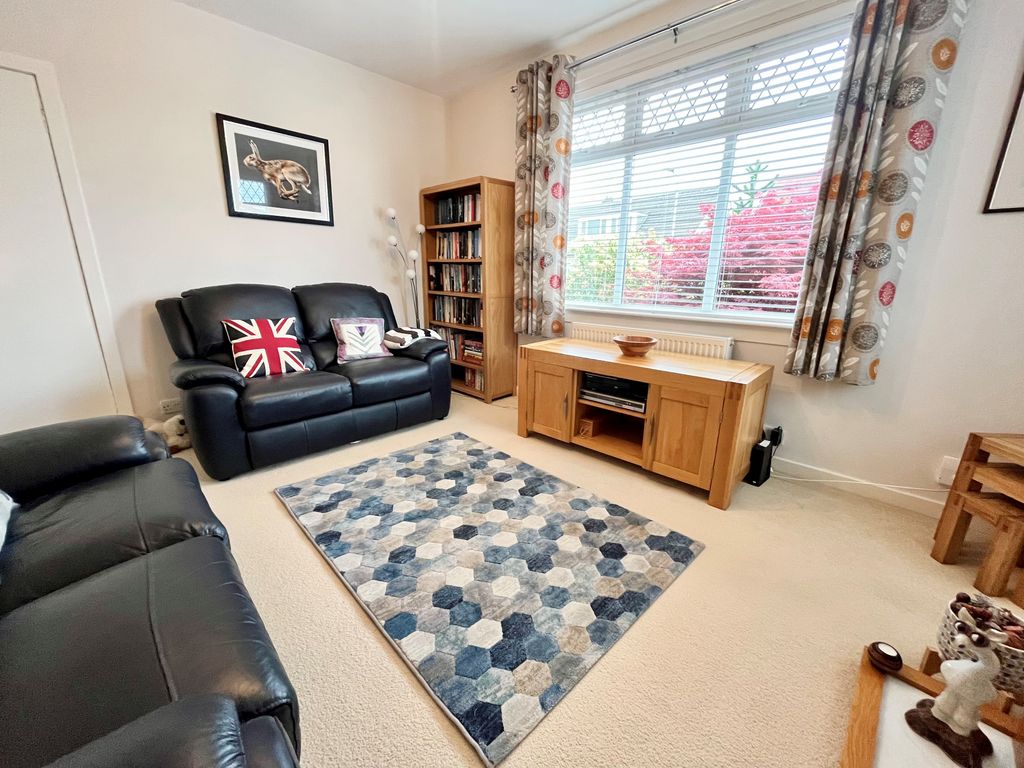 Property photo 3 of 25