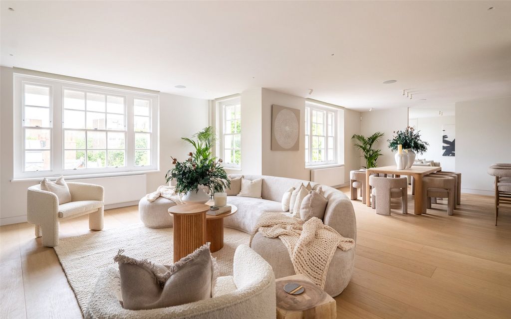 Property photo 1 of 28 Open Plan Living