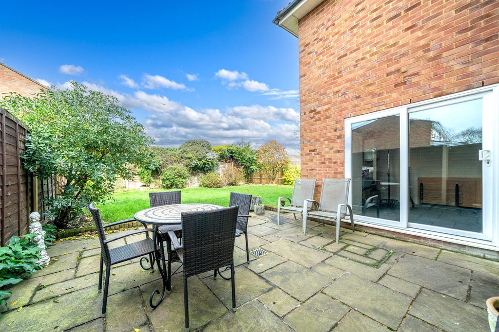 Property photo 3 of 15