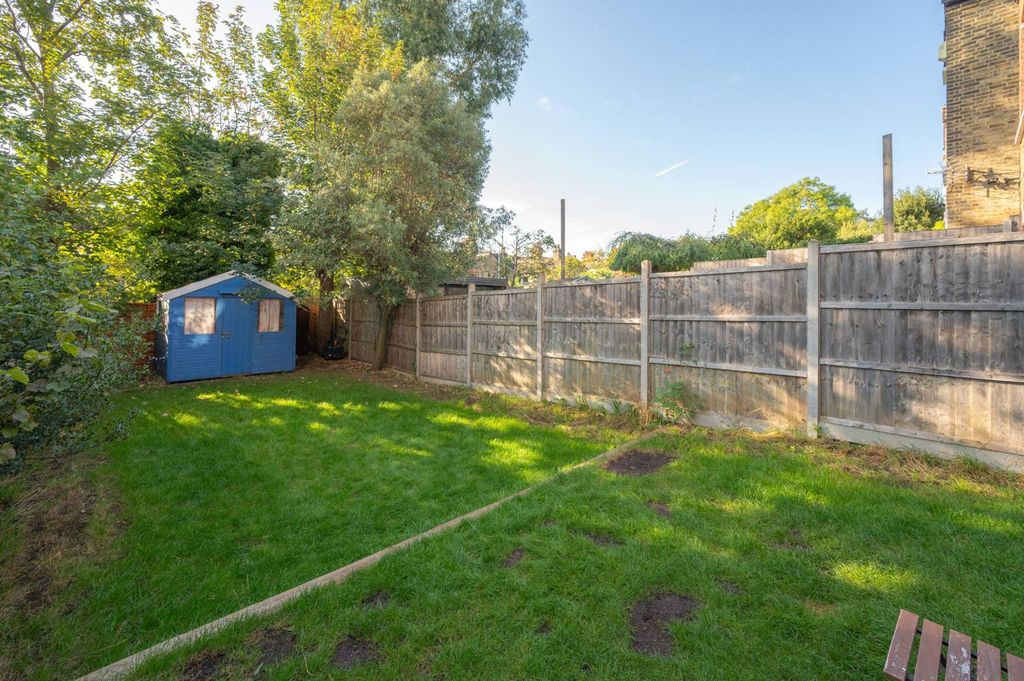 Property photo 1 of 29