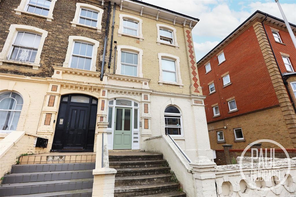Property photo 1 of 18 7R5A3496.Jpg