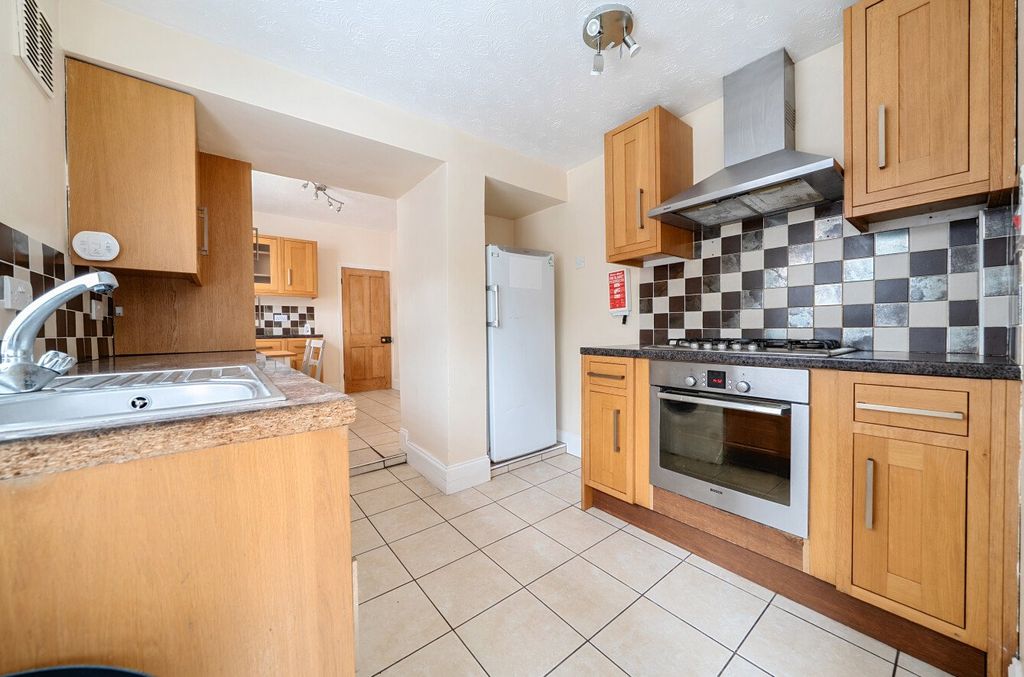 Property photo 2 of 12 Picture No. 09