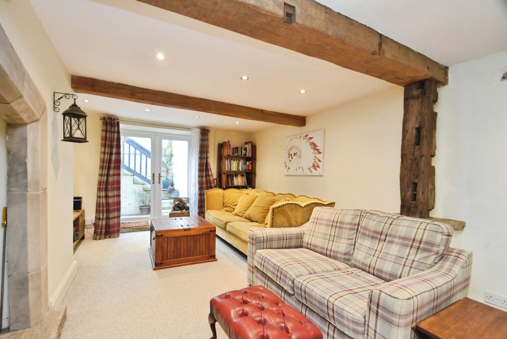 Property photo 3 of 35 Pbox-Img.Jpg