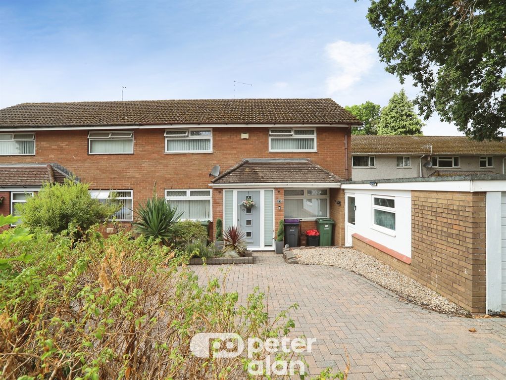 Property photo 2 of 32