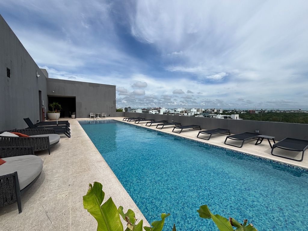 Property photo 3 of 42