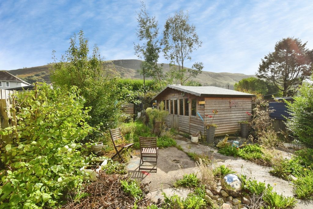 Property photo 2 of 16 Pbox-Img.Jpg