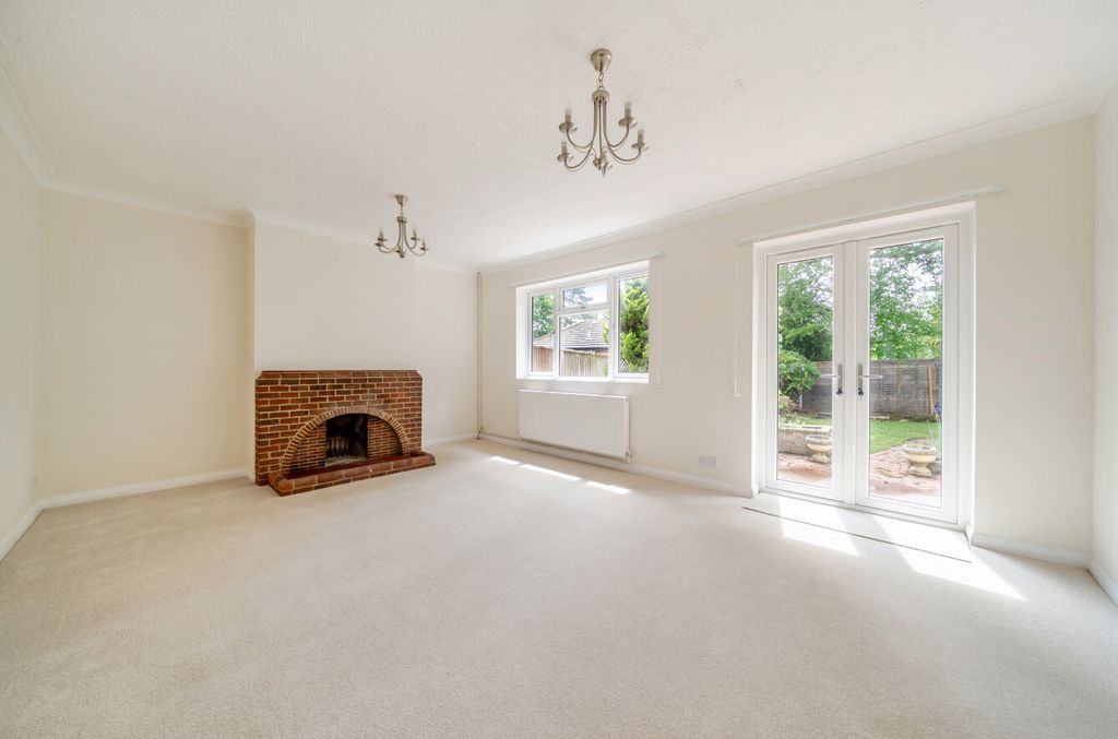 Property photo 2 of 22 1470722-9-6A21Cb8...
