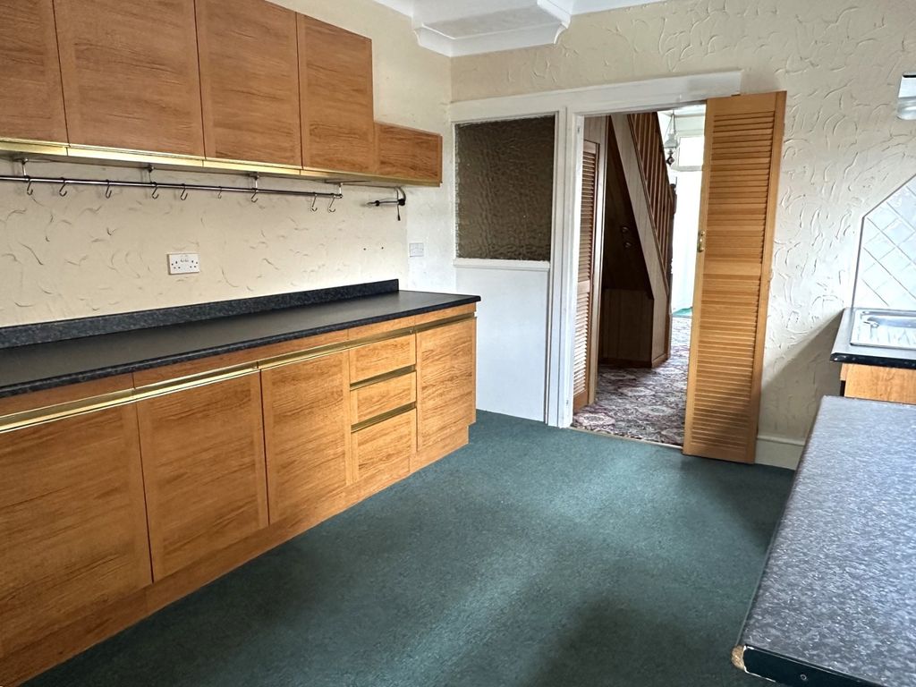 Property photo 3 of 17 Not Specified