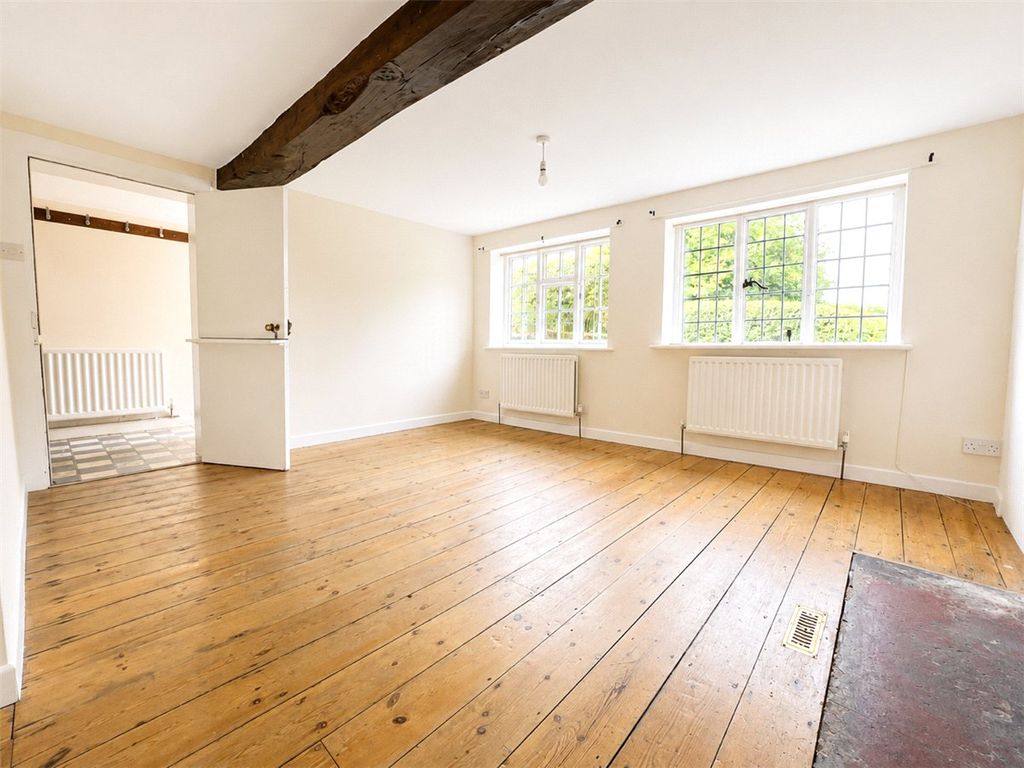 Property photo 3 of 9 Picture No. 26