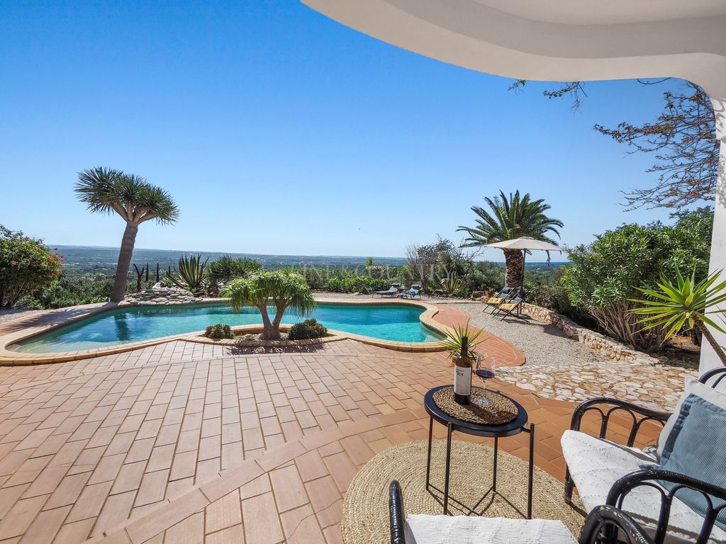 Property photo 1 of 30