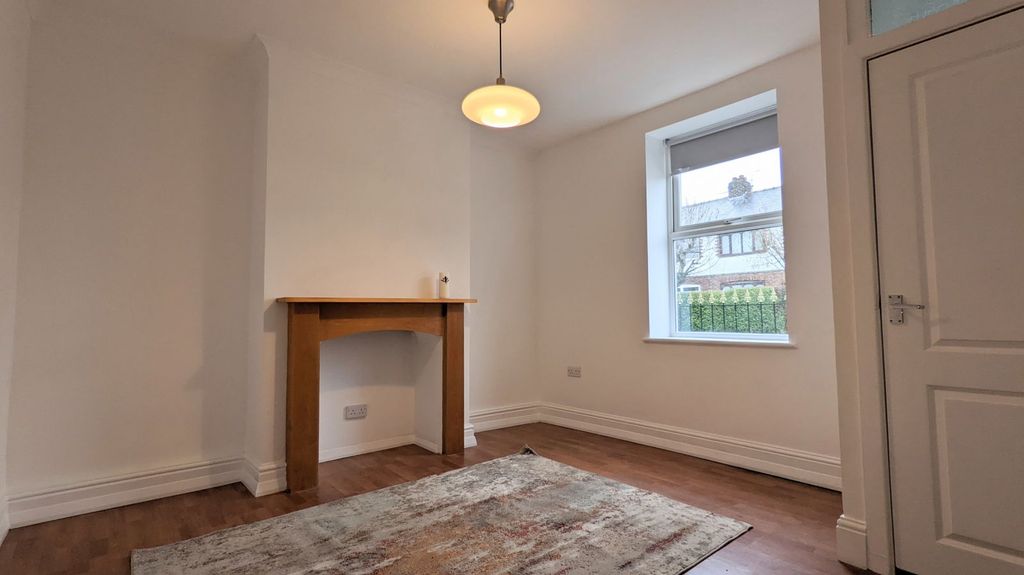 Property photo 3 of 26