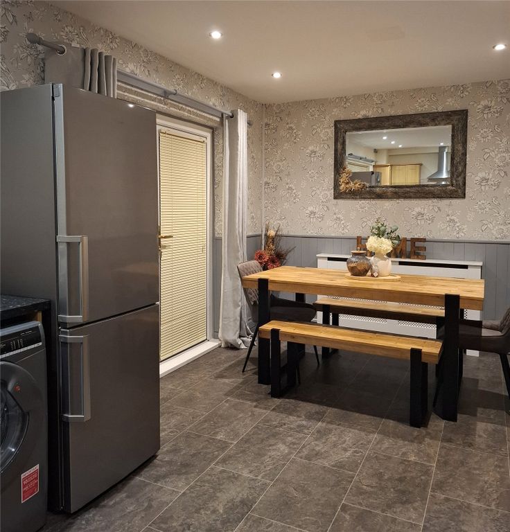 Property photo 3 of 33 Picture No. 50