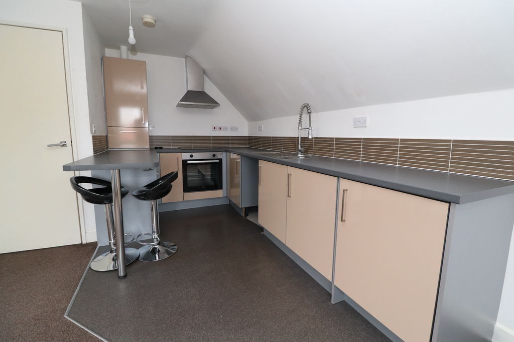 Property photo 2 of 11 Img_3888