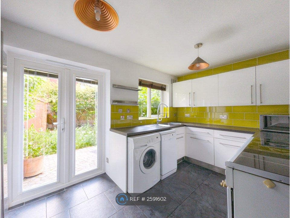 Property photo 2 of 32 Kitchen