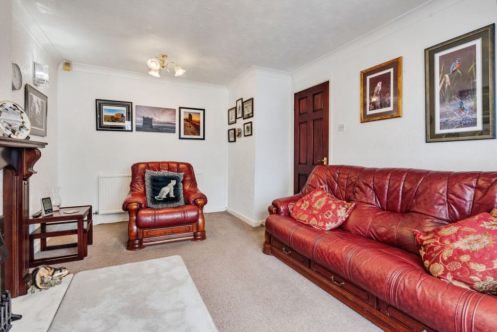 Property photo 2 of 24 Pbox-Img.Jpg