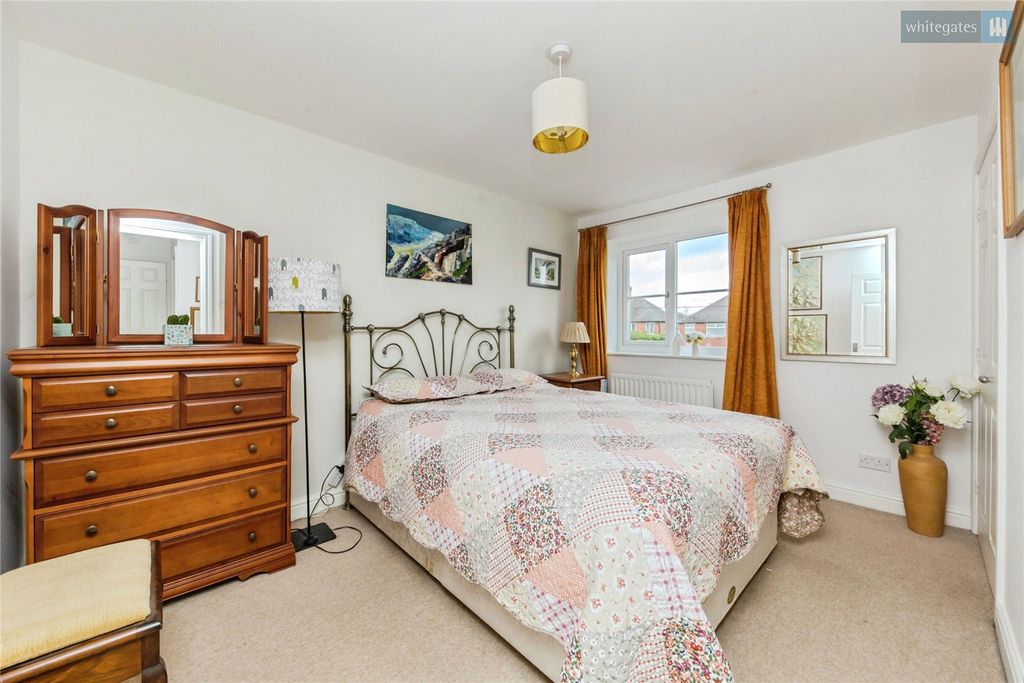 Property photo 3 of 16 Picture No. 20