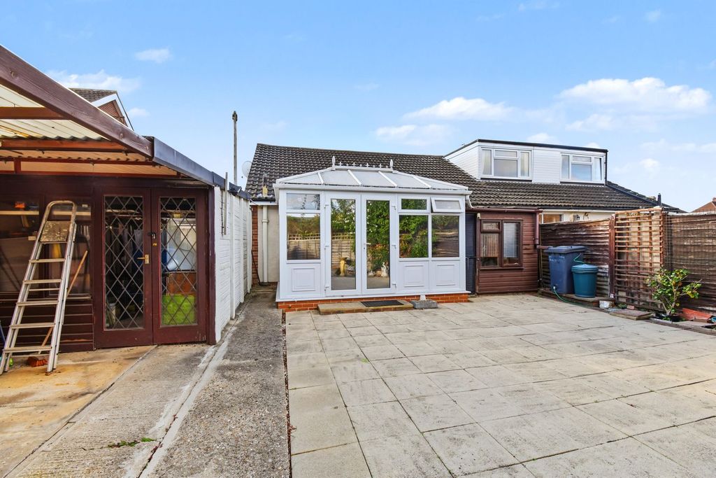 Property photo 2 of 12