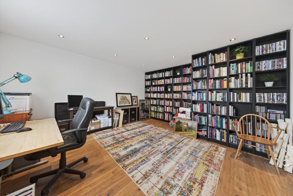 Property photo 3 of 24 Study