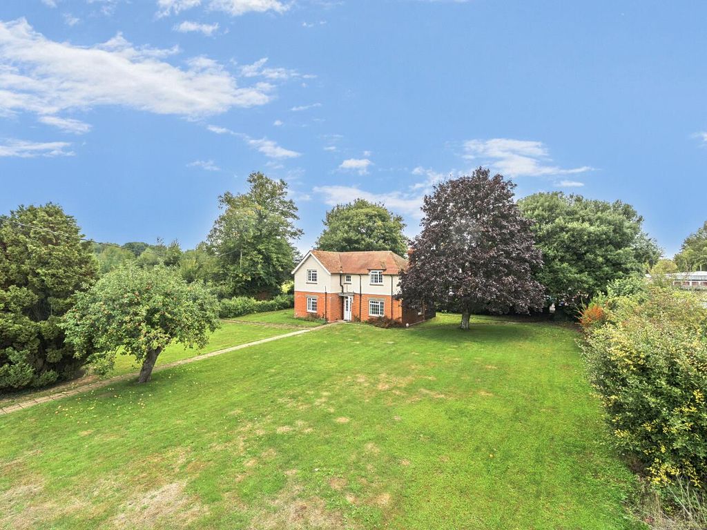 Property photo 1 of 19 1348763-3-68Cadb1527635.Jpg