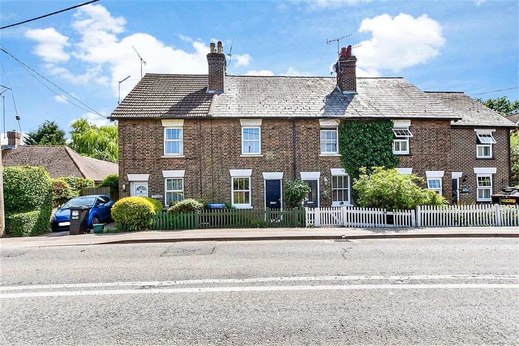 Property photo 3 of 8 External (Web)