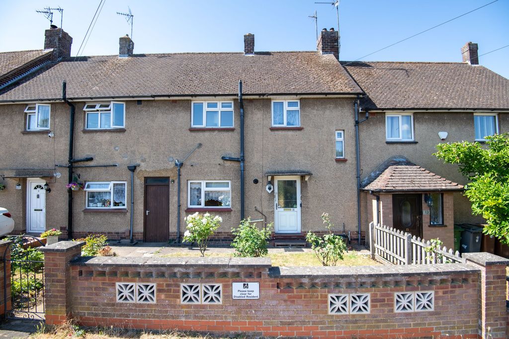 Property photo 1 of 18